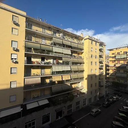 Beyond The Crowds Your Authentic Retreat Apartamento Roma